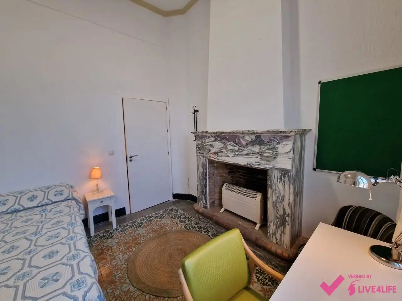 Room in Avenida de Jerez, Bellavista