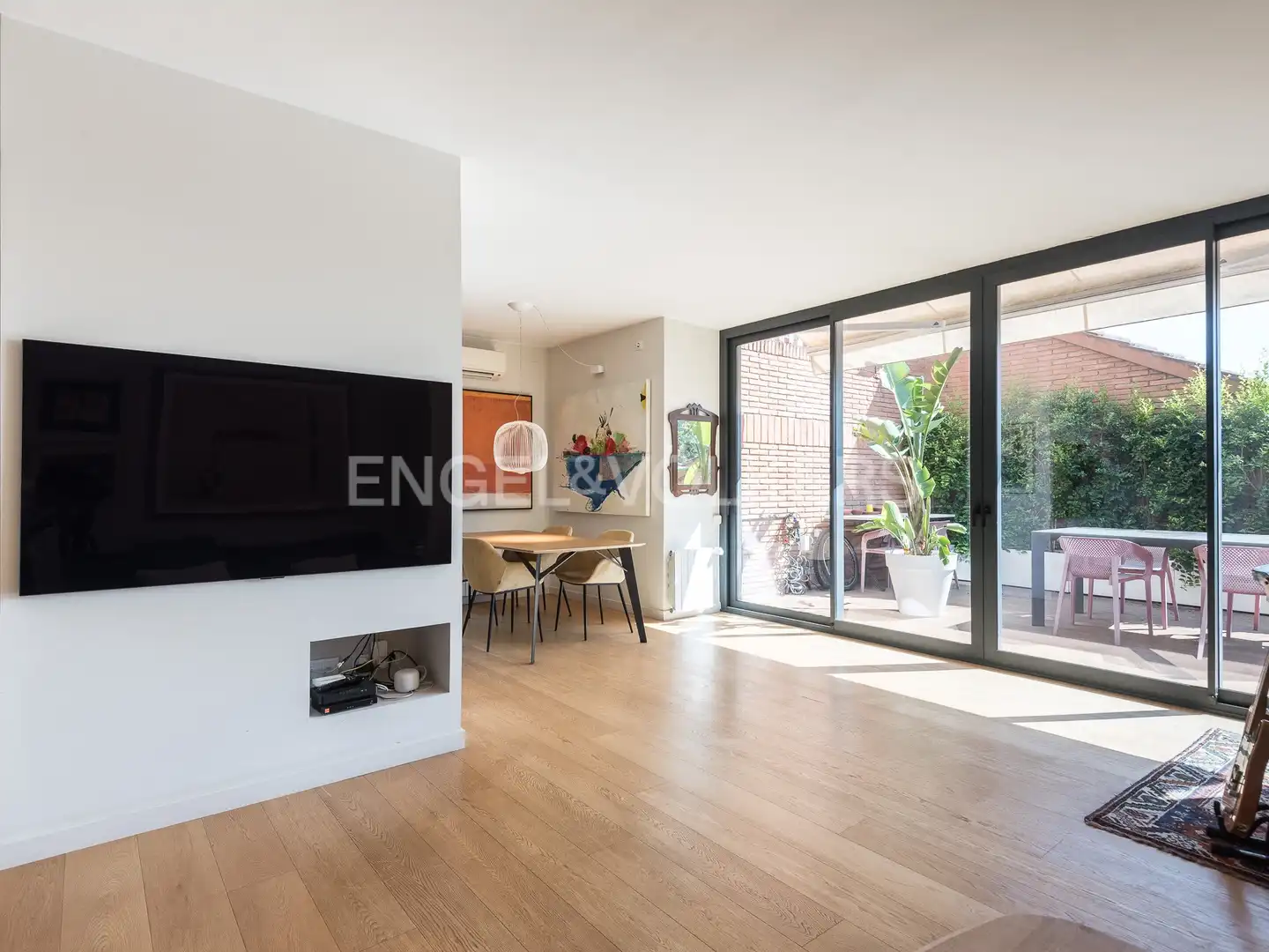 Living room of Houses for rent in La Miranda - Can Candeler 