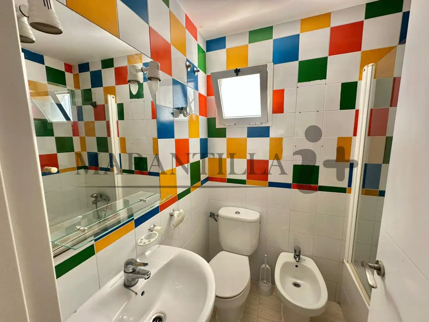 Baño de Ático en venta en La Antilla con Terraza y Amueblado