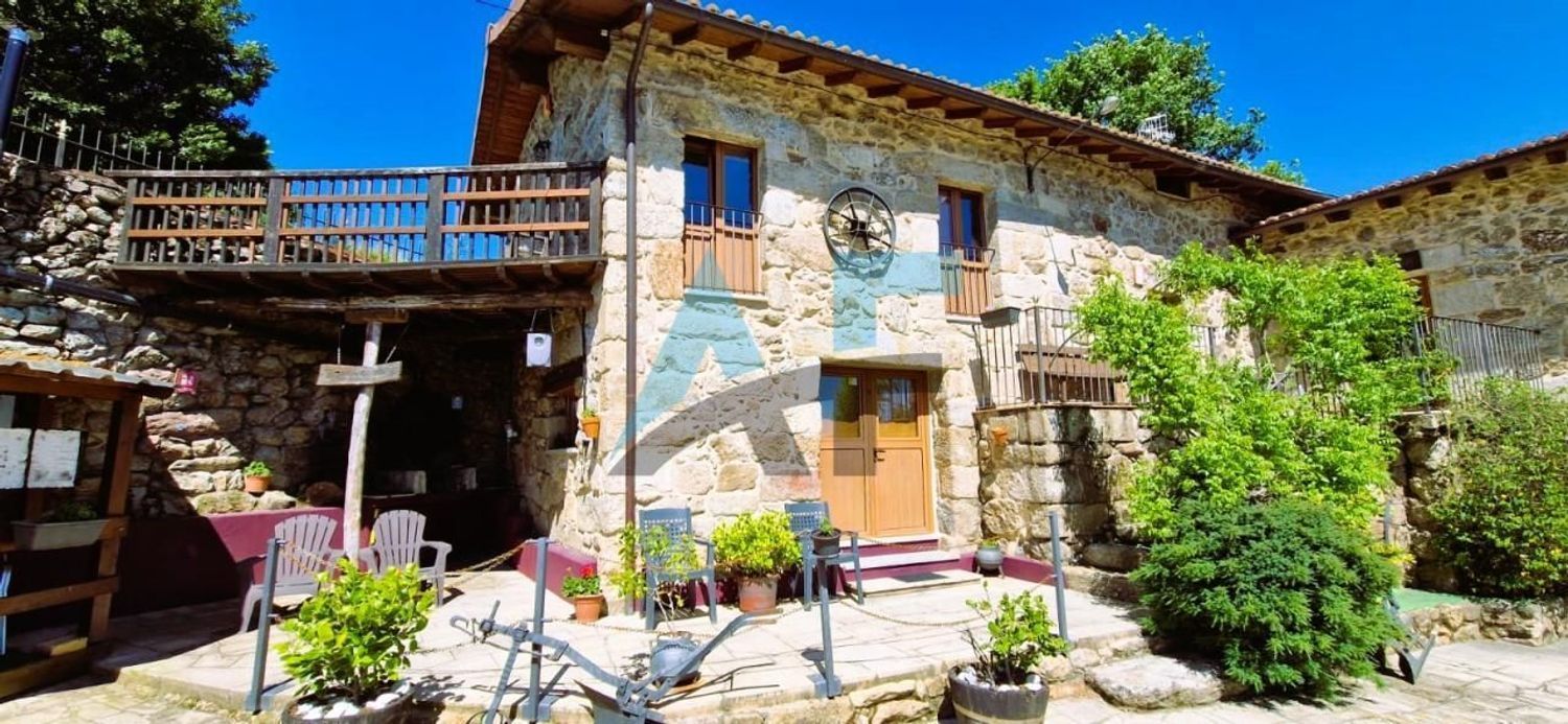 Exterior view of Premises to rent in Celanova  with Air Conditioner