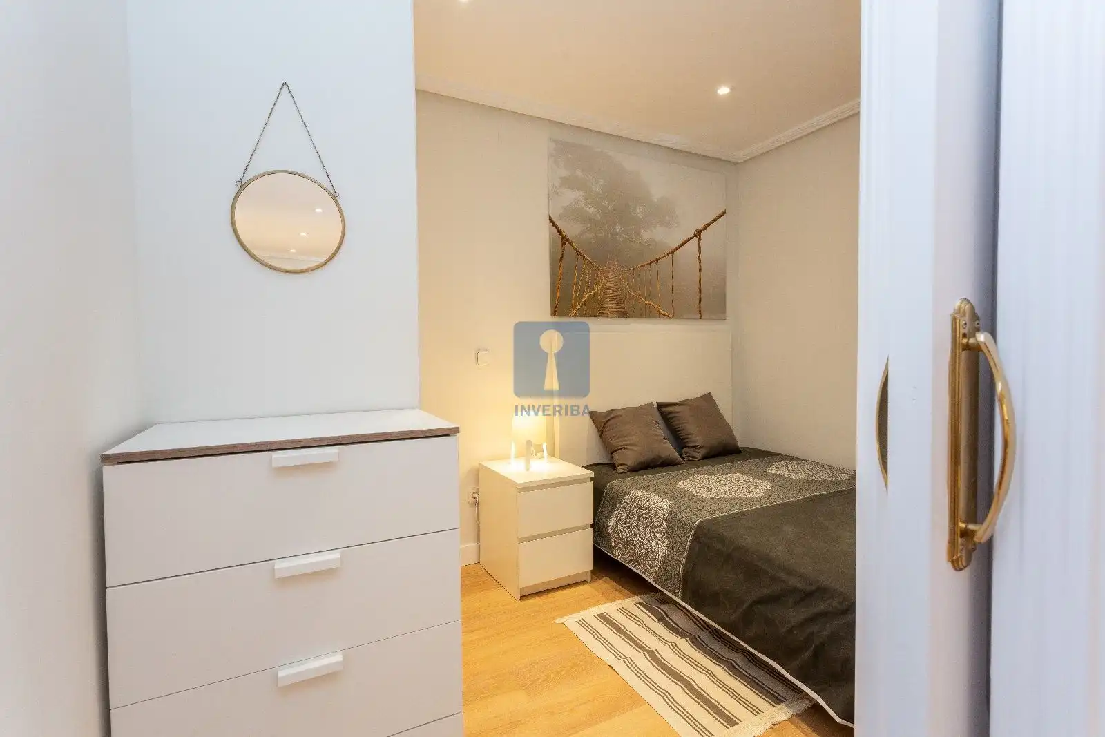 Schlafzimmer von Wohnung zur Miete in Madrid mit Klimaanlage, Heizung und Möbliert