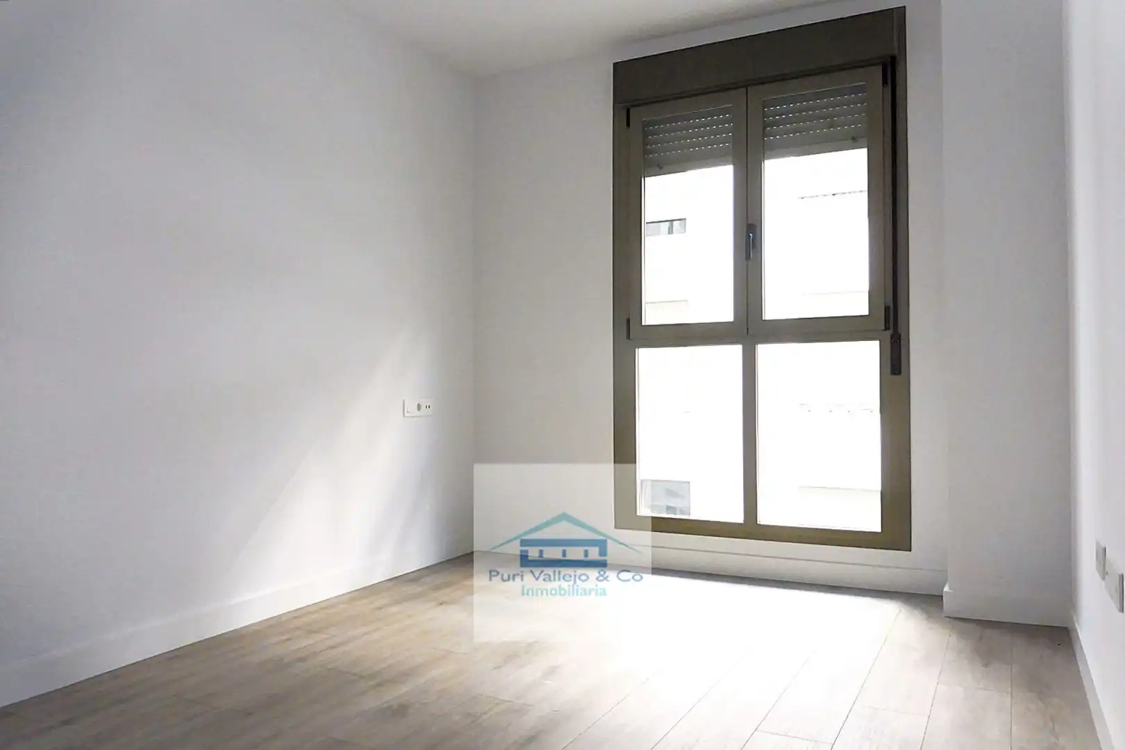 Habitación de Piso de alquiler en Córdoba con Aire acondicionado, Terraza y Trastero