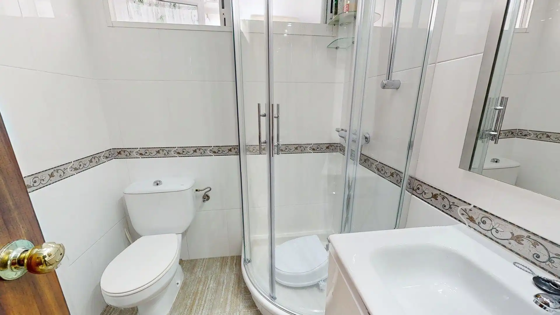 Bany de Pis en venda en Córdoba amb Aire condicionat i Traster