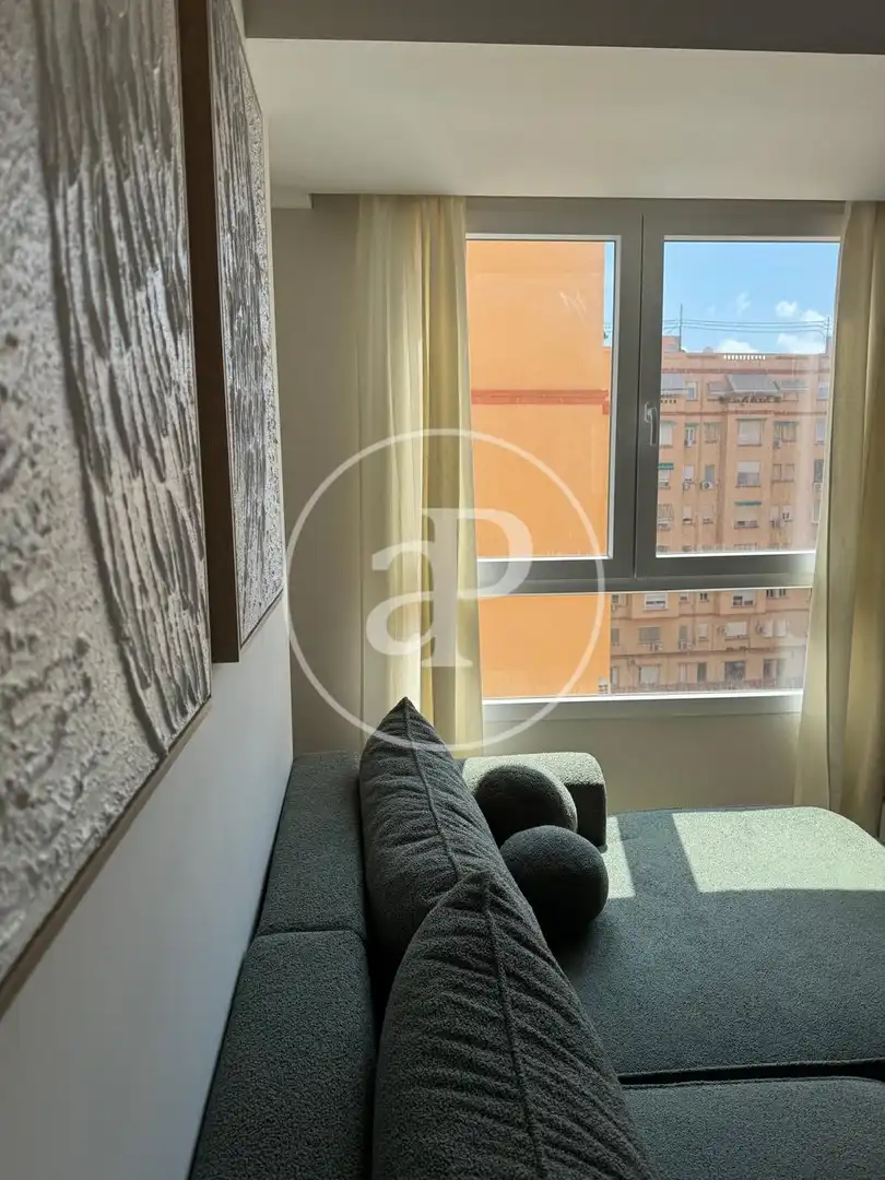 Living room of Flat for rent in Valencia  with Air Conditioner, Heating and Furnished