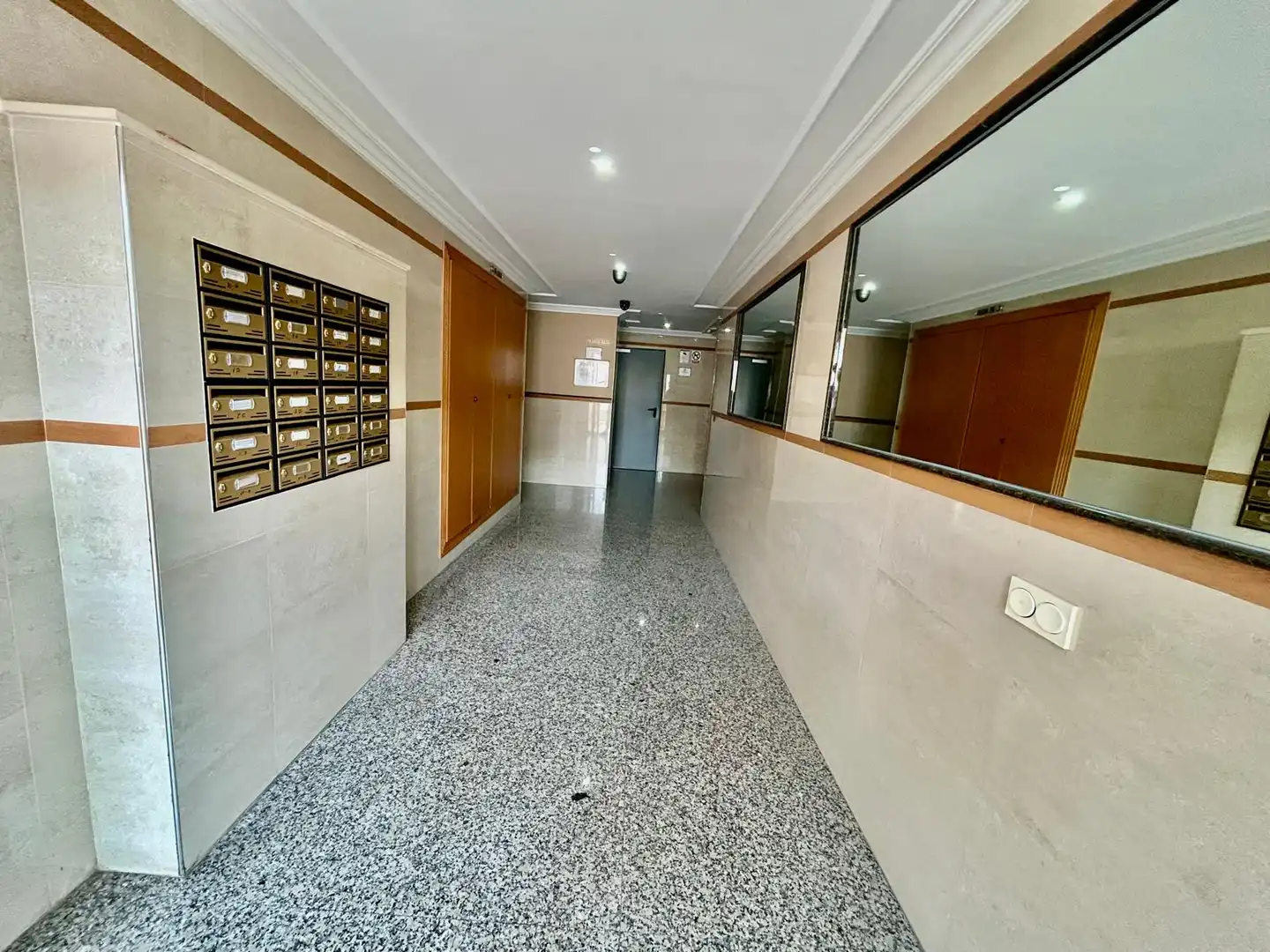 Piso con piscina en venta en Calle Belfast 5, imagen 43