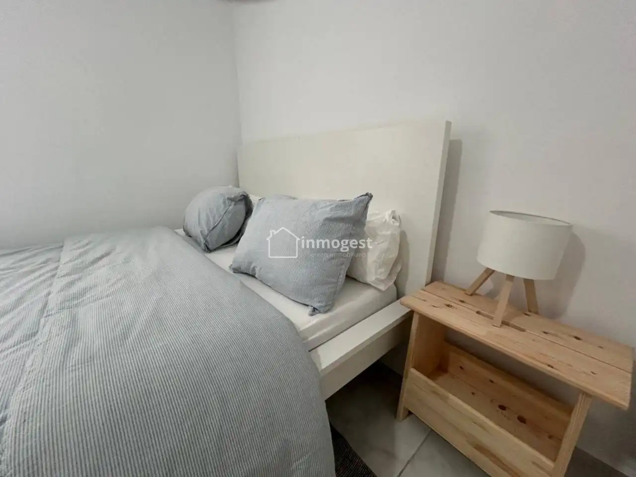 Flat for sale in Calle PAISOS CATALANS, Veïnat