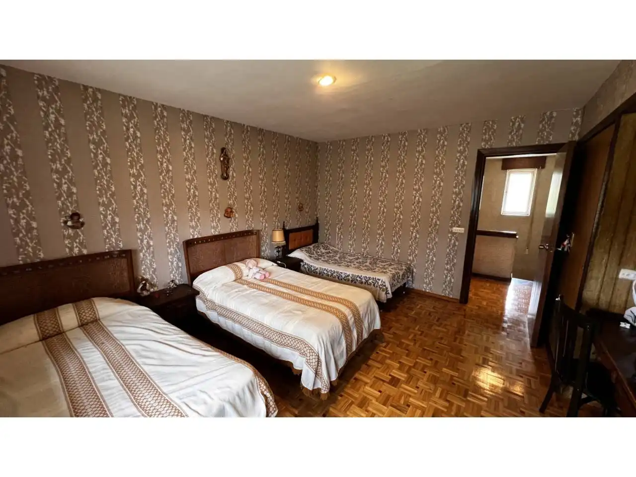 Dormitori de Casa o xalet en venda en Merindad de Montija amb Calefacció, Jardí privat i Parquet