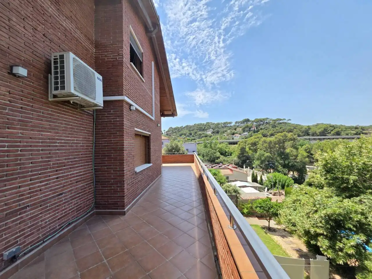Terraza de Casa o chalet en venta en Montcada i Reixac con Aire acondicionado, Calefacción y Jardín privado