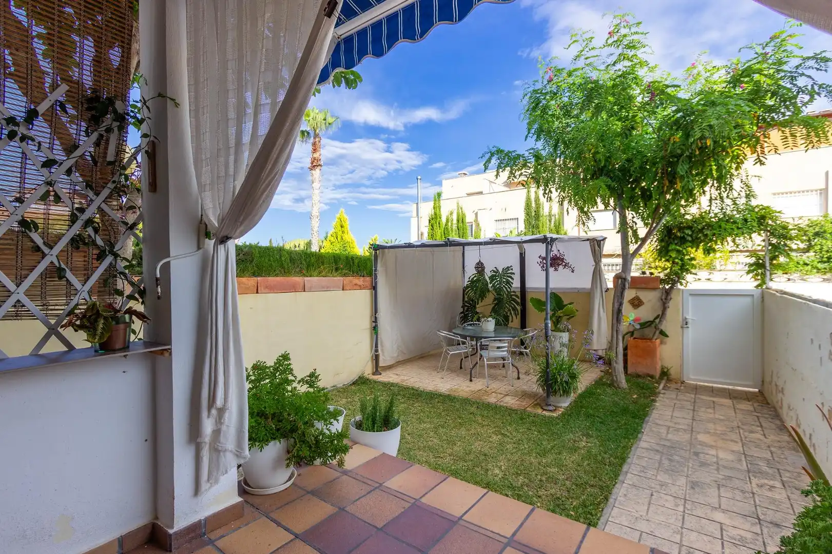 Maison mitoyenne avec jardin à louer à Calle Calle Vall de Laguart