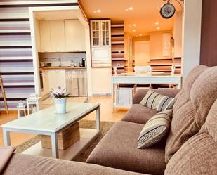 Sala d'estar de Apartament en venda en Albelda de Iregua amb Terrassa i Balcó