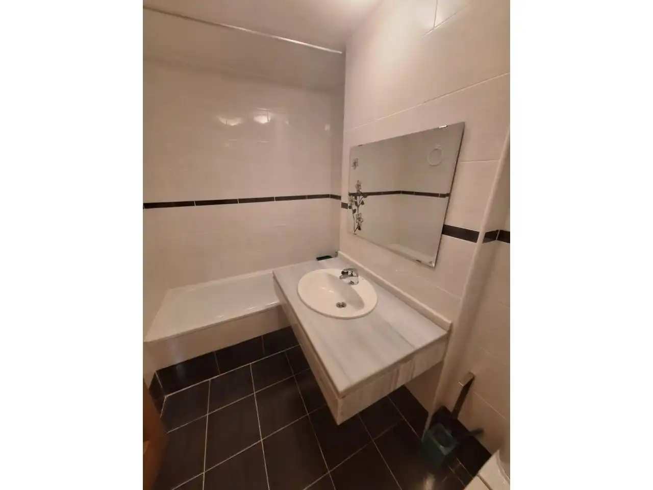 Badezimmer von Wohnung zum Verkauf in Fuenlabrada mit Heizung, Parkett und Abstellraum