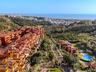 Maisonette mit Pool zum Verkauf in Elviria - Cabopino