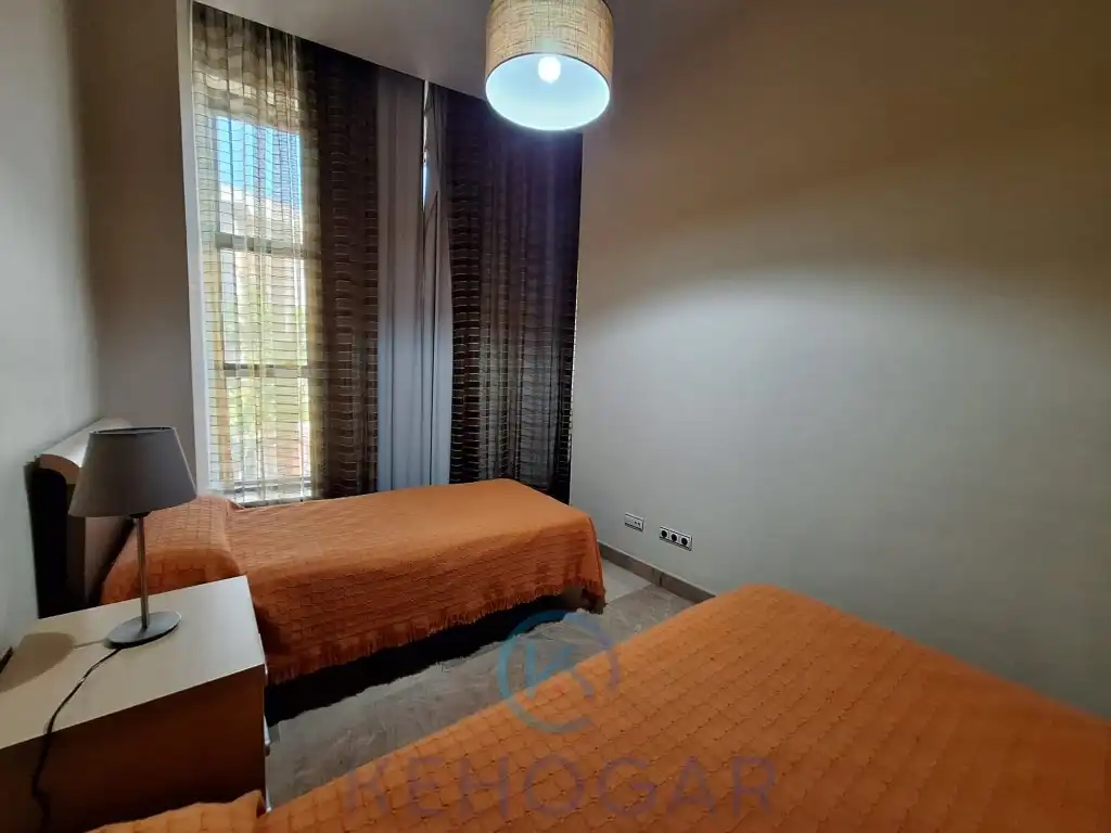 Bedroom of Flat for sale in Dos Hermanas