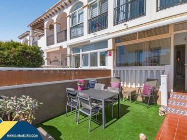 Bungalow avec piscine à vendre à Orihuela Costa