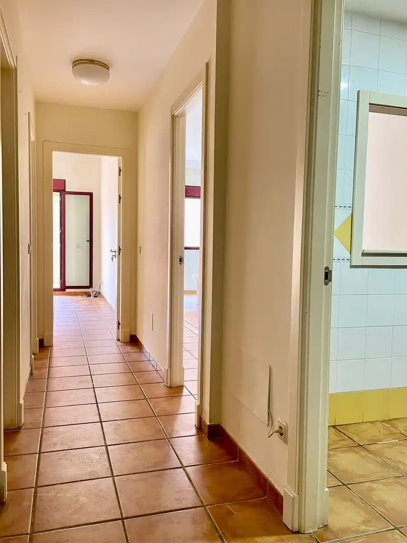Apartament amb piscina en venda a Benahavís pueblo, imagen 8