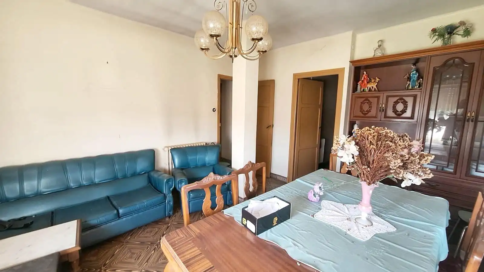 Sala d'estar de Casa o xalet en venda en Ponferrada