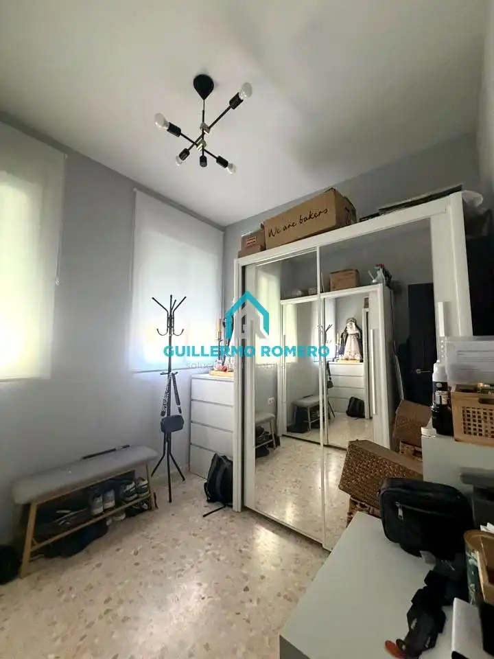 Habitación de Dúplex en venta en Coria del Río
