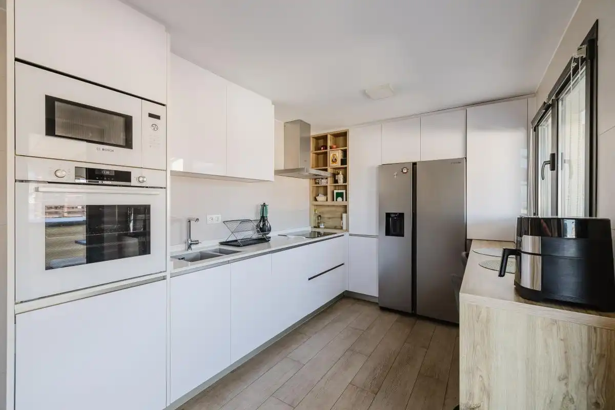 Cocina de Ático de alquiler en Málaga con Aire acondicionado, Calefacción y Jardín privado