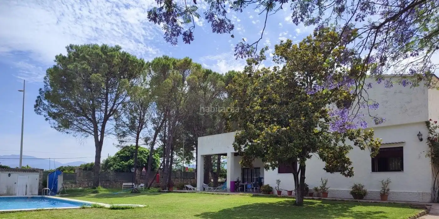 Villa con giardino in vendita a Carrer de la Penya Roja 42, imagen 2