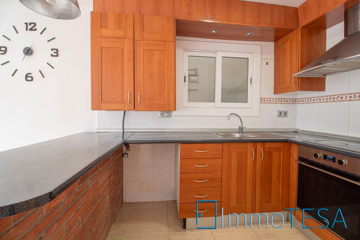 Kitchen of Flat for sale in Barberà del Vallès  with Heating