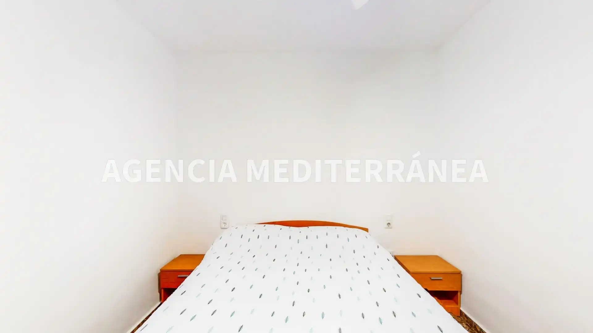 Habitación de Piso en venta en Valencia con Aire acondicionado, Trastero y Balcón