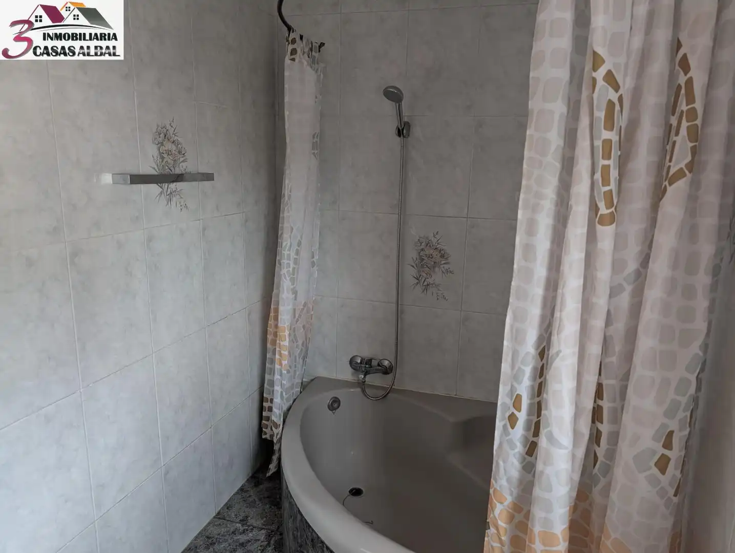 Baño de Casa o chalet de alquiler en Picassent con Jardín privado y Piscina comunitaria