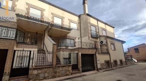 Photo 3 of Single-family semi-detached for sale in Navalcán, Toledo