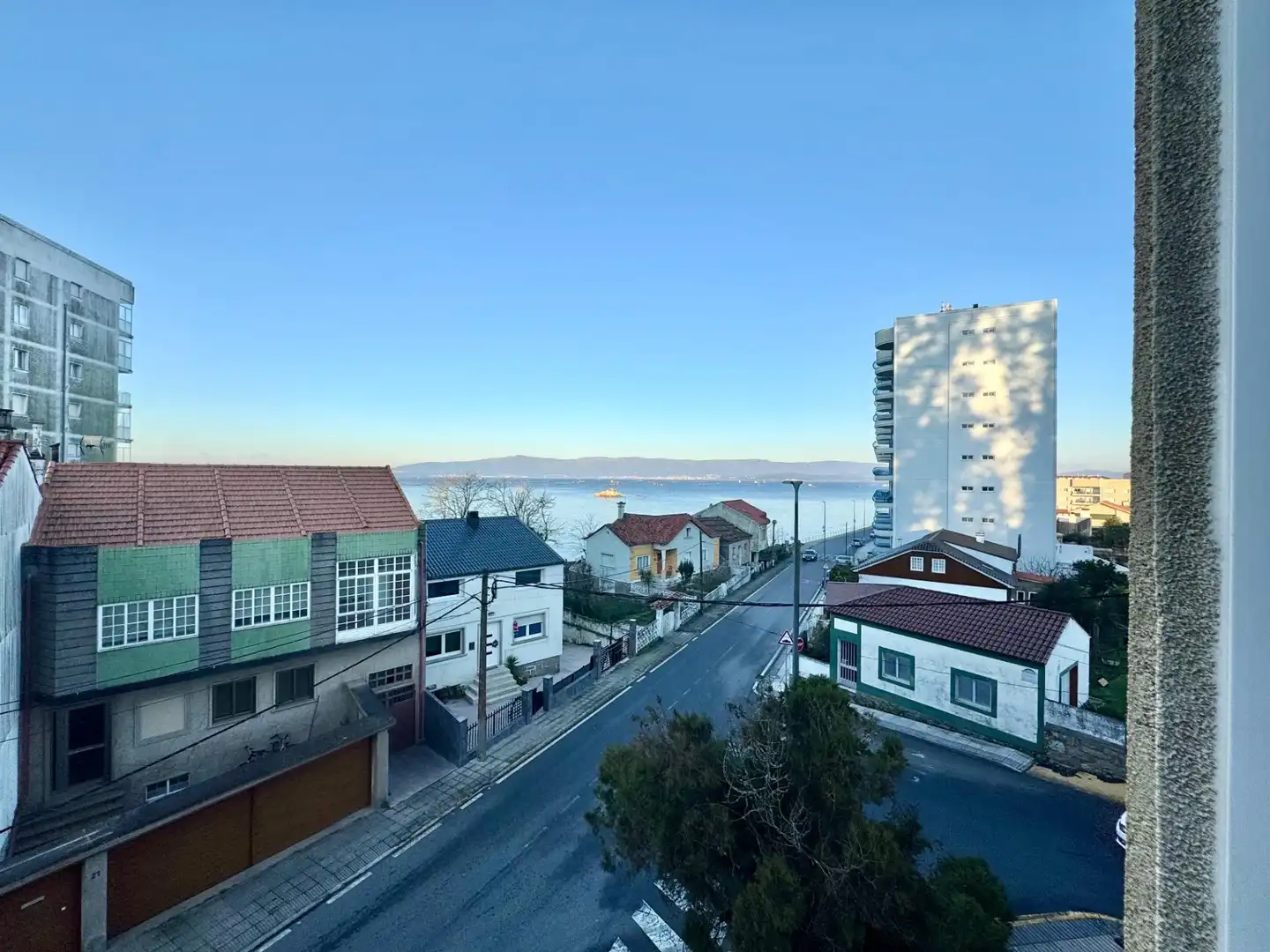 Vista exterior de Piso en venta en Vilanova de Arousa con Calefacción, Terraza y Amueblado