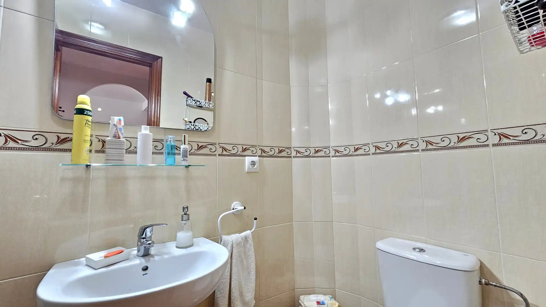 Bathroom of Flat for sale in Sanlúcar de Barrameda