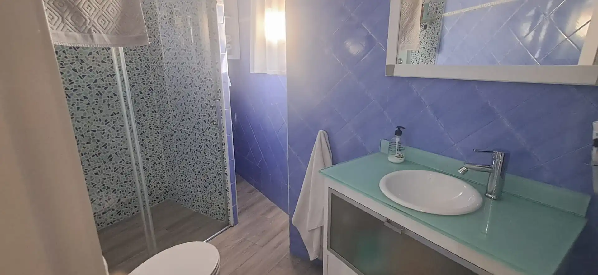 Badezimmer von Wohnung zum Verkauf in Utrera mit Klimaanlage, Heizung und Abstellraum