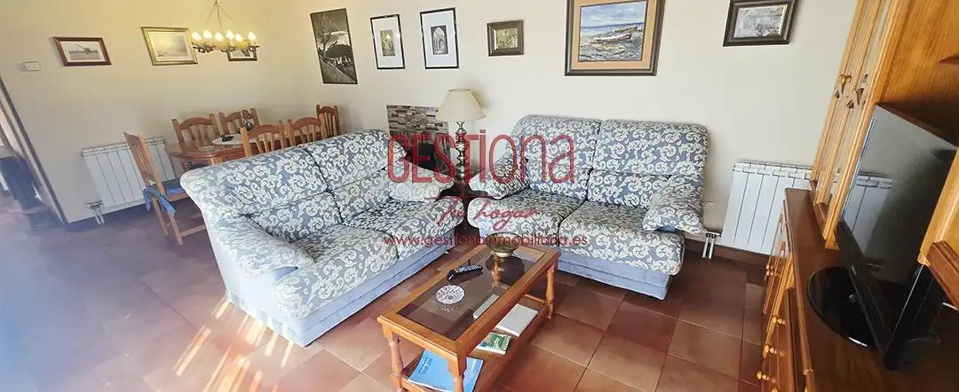 Sala de estar de Casa o chalet en venta en Ribamontán al Mar con Calefacción, Jardín privado y Piscina