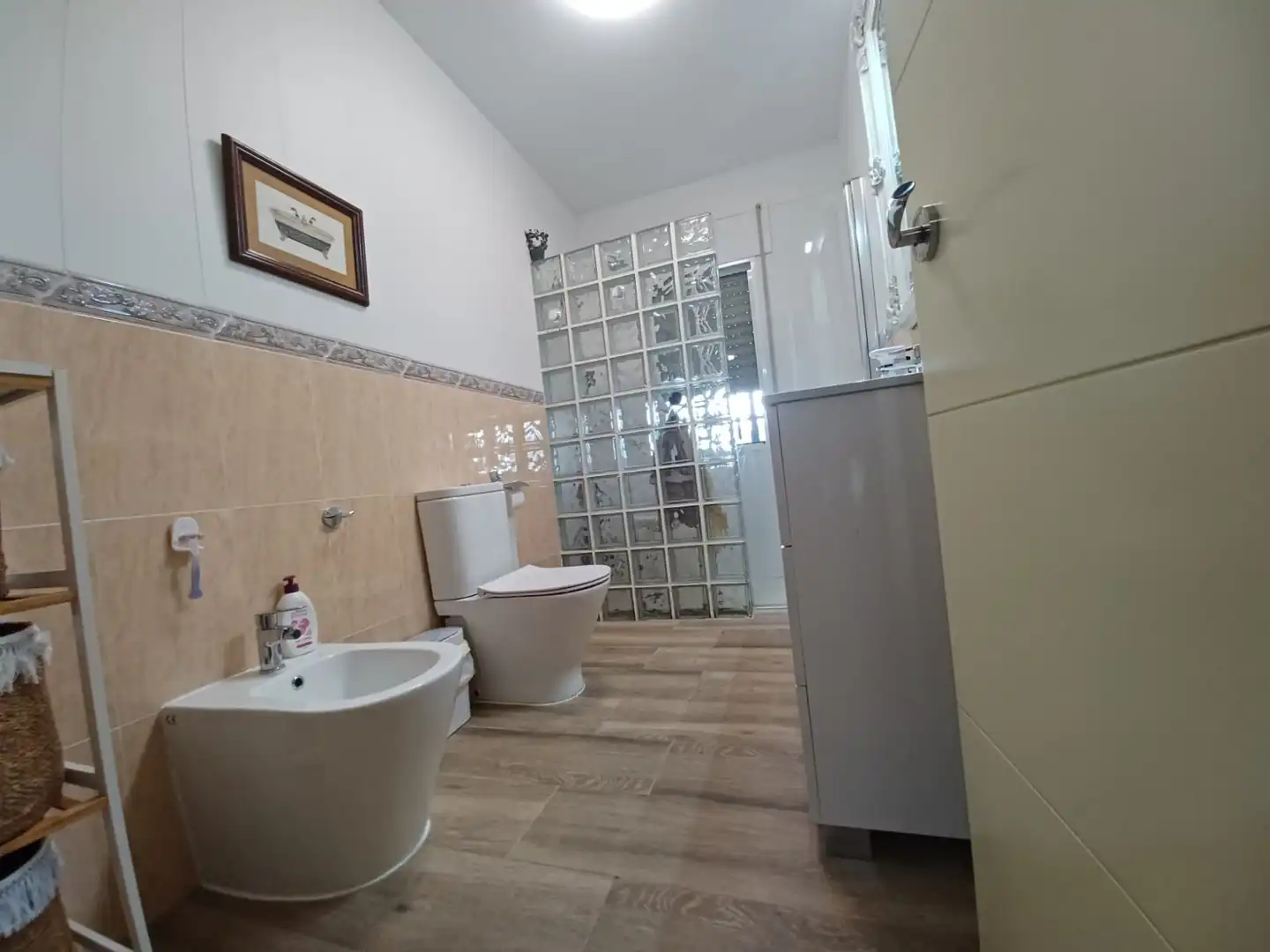 Bany de Casa o xalet en venda en Villanueva de la Serena amb Aire condicionat, Jardí privat i Traster