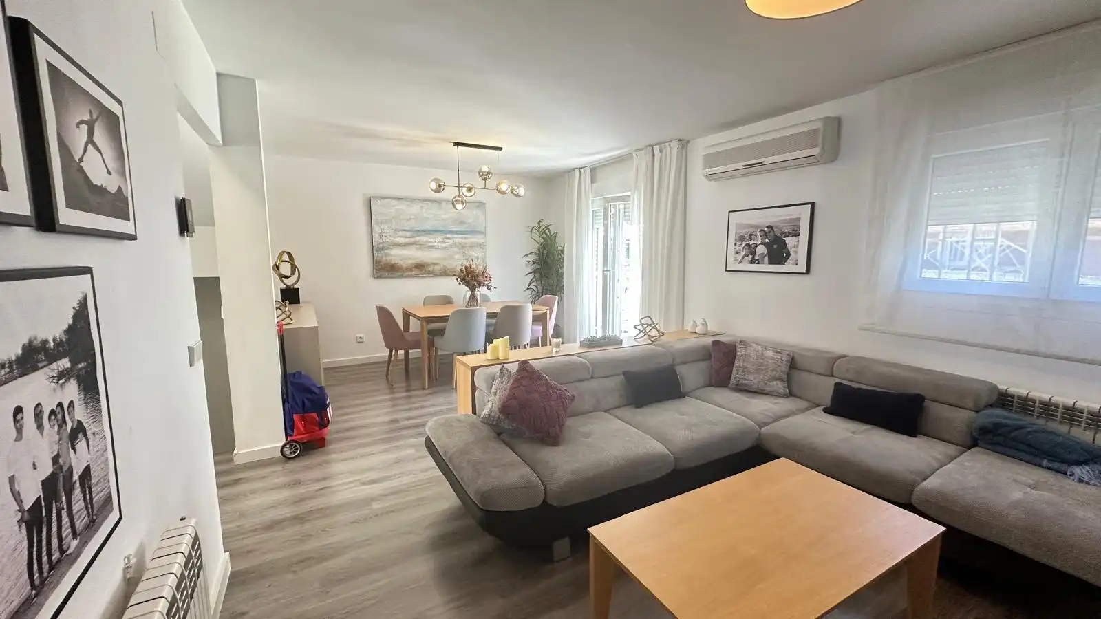 Living room of Detached homes for rent in Alcorcón  with Air Conditioner, Heating and Private garden