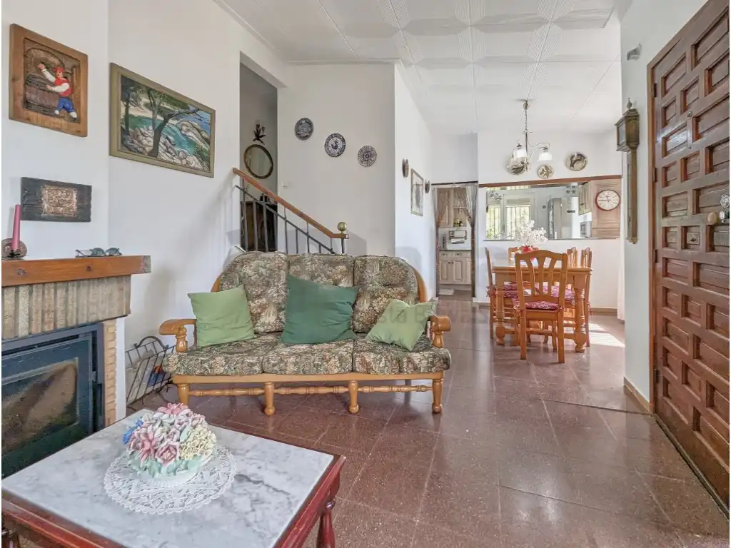 Sala d'estar de Casa o xalet en venda en Lloret de Mar amb Calefacció, Jardí privat i Terrassa