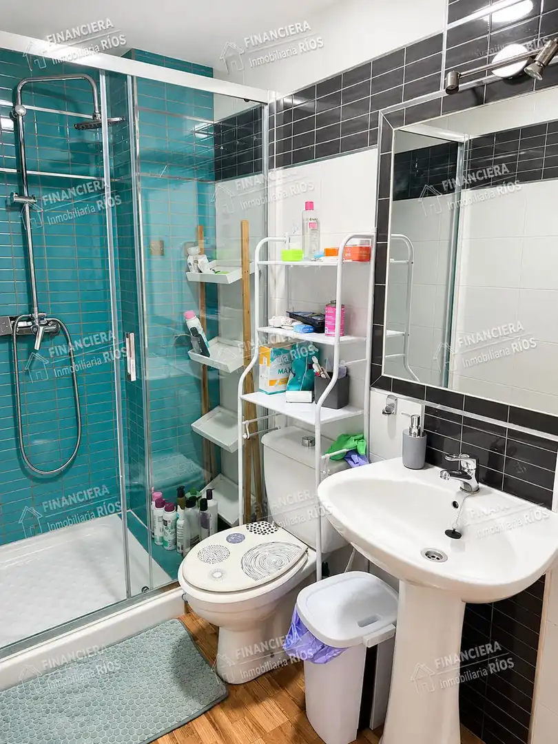 Bathroom of Houses for sale in Alcalá de Guadaira  with Air Conditioner and Terrace