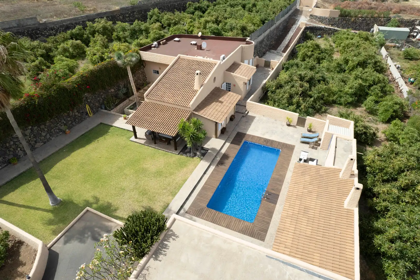Vista exterior de Piso en venta en Arafo