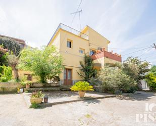 Exterior view of House or chalet for sale in Sant Cugat del Vallès