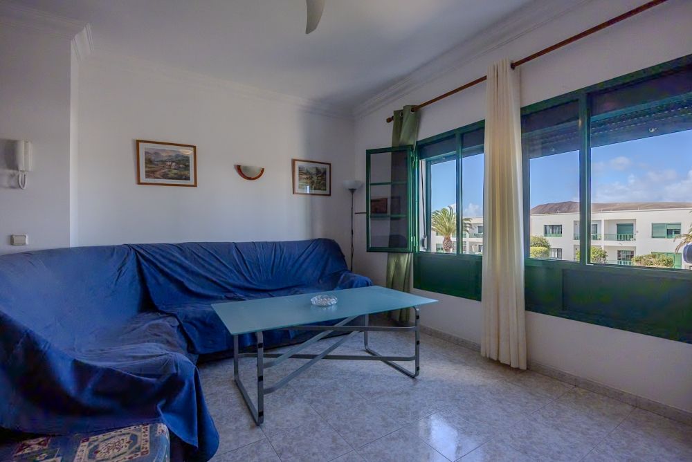 Dormitori de Apartament en venda en Yaiza amb Balcó i Internet