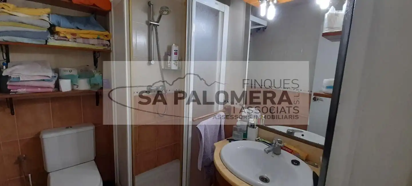 Baño de Piso en venta en Blanes con Calefacción y Balcón