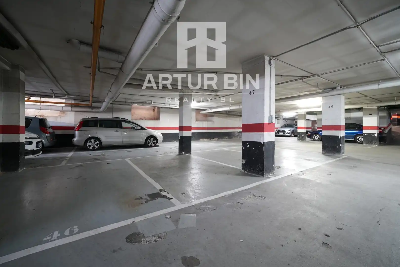 Aparcament de Apartament de lloguer en Valencia amb Aire condicionat