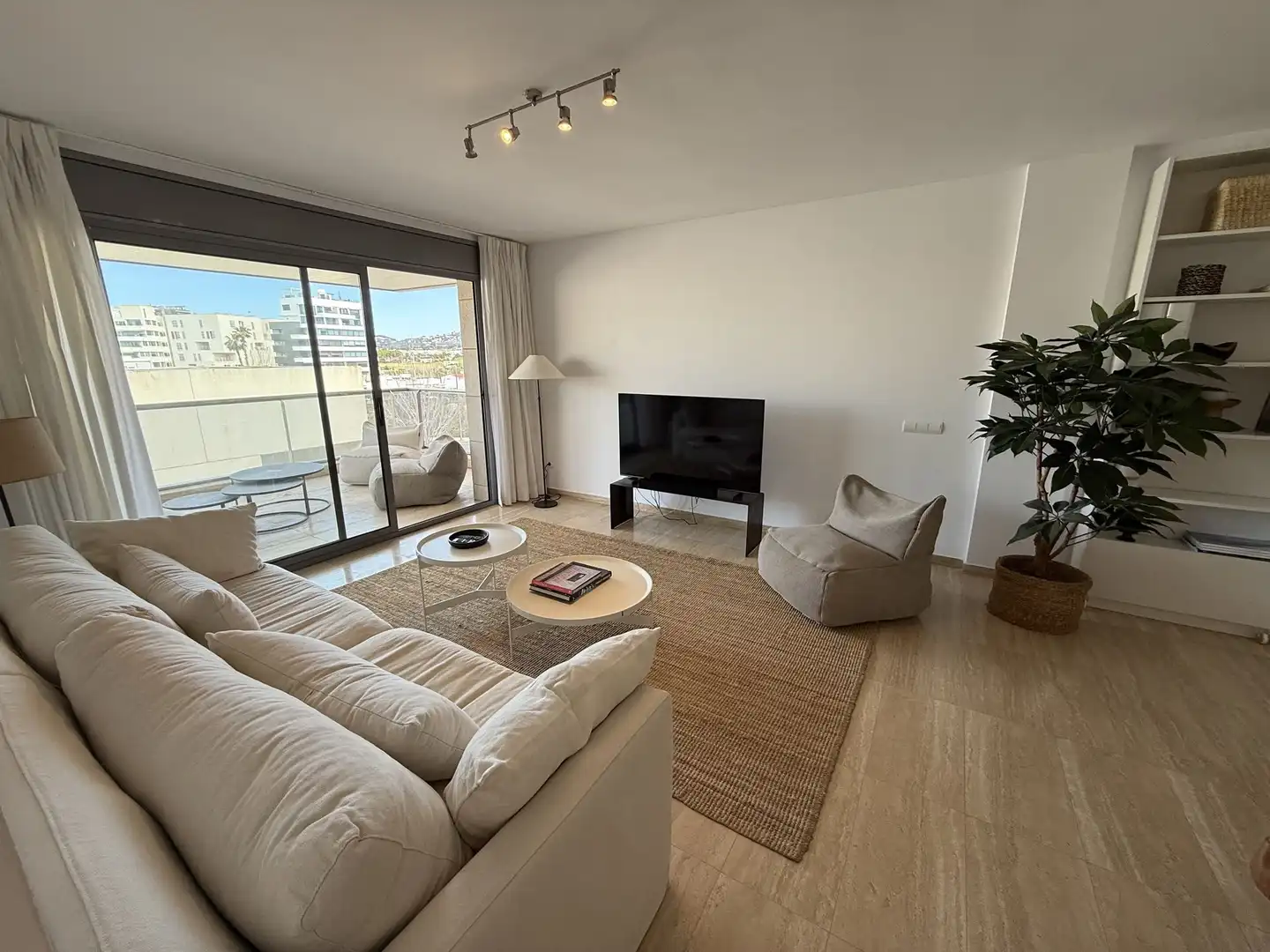 Living room of Apartments for sale in Eivissa  with Air Conditioner, Heating and Terrace