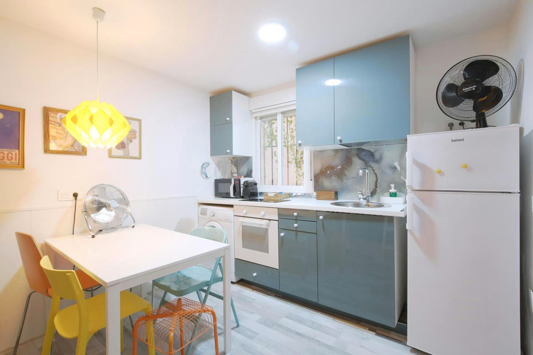 Kitchen of Flat to rent in  Madrid Capital  with Air Conditioner, Heating and Furnished