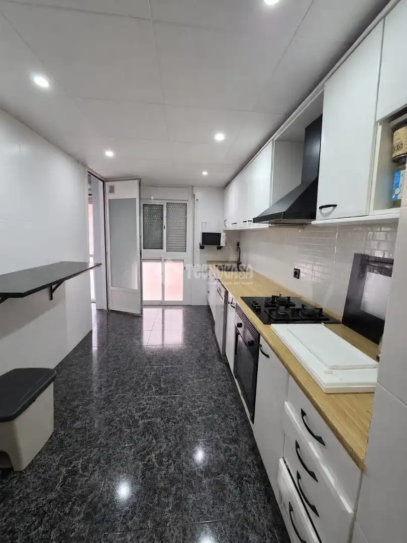 Flat for sale in Sant Andreu, imagen 8