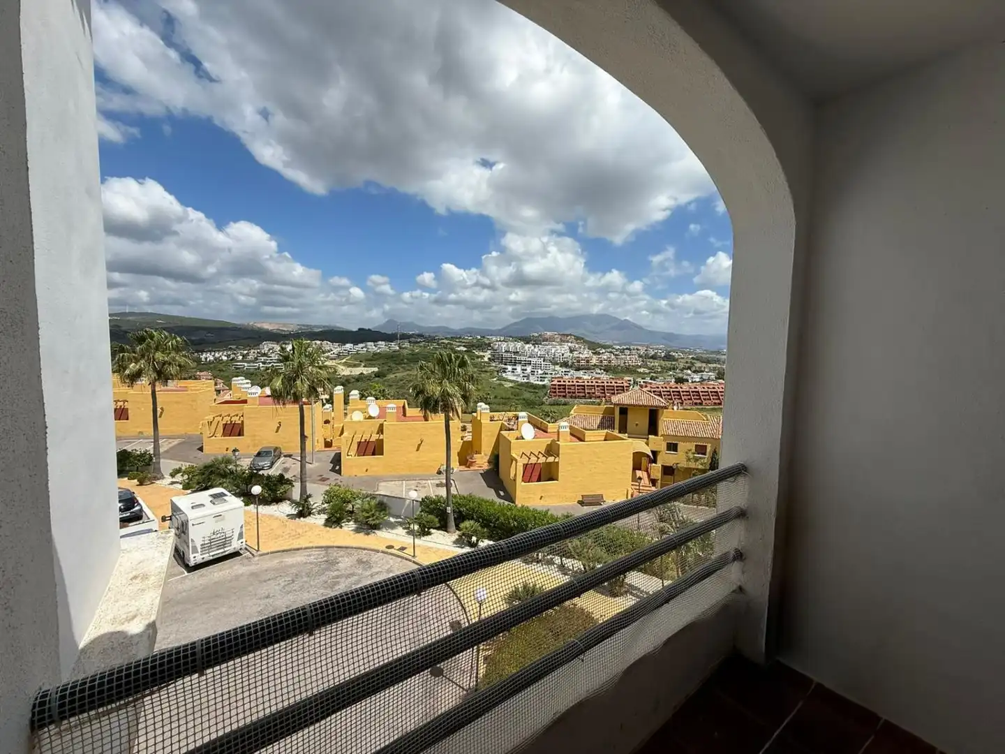 Vista exterior de Ático en venta en Manilva con Calefacción, Terraza y Trastero