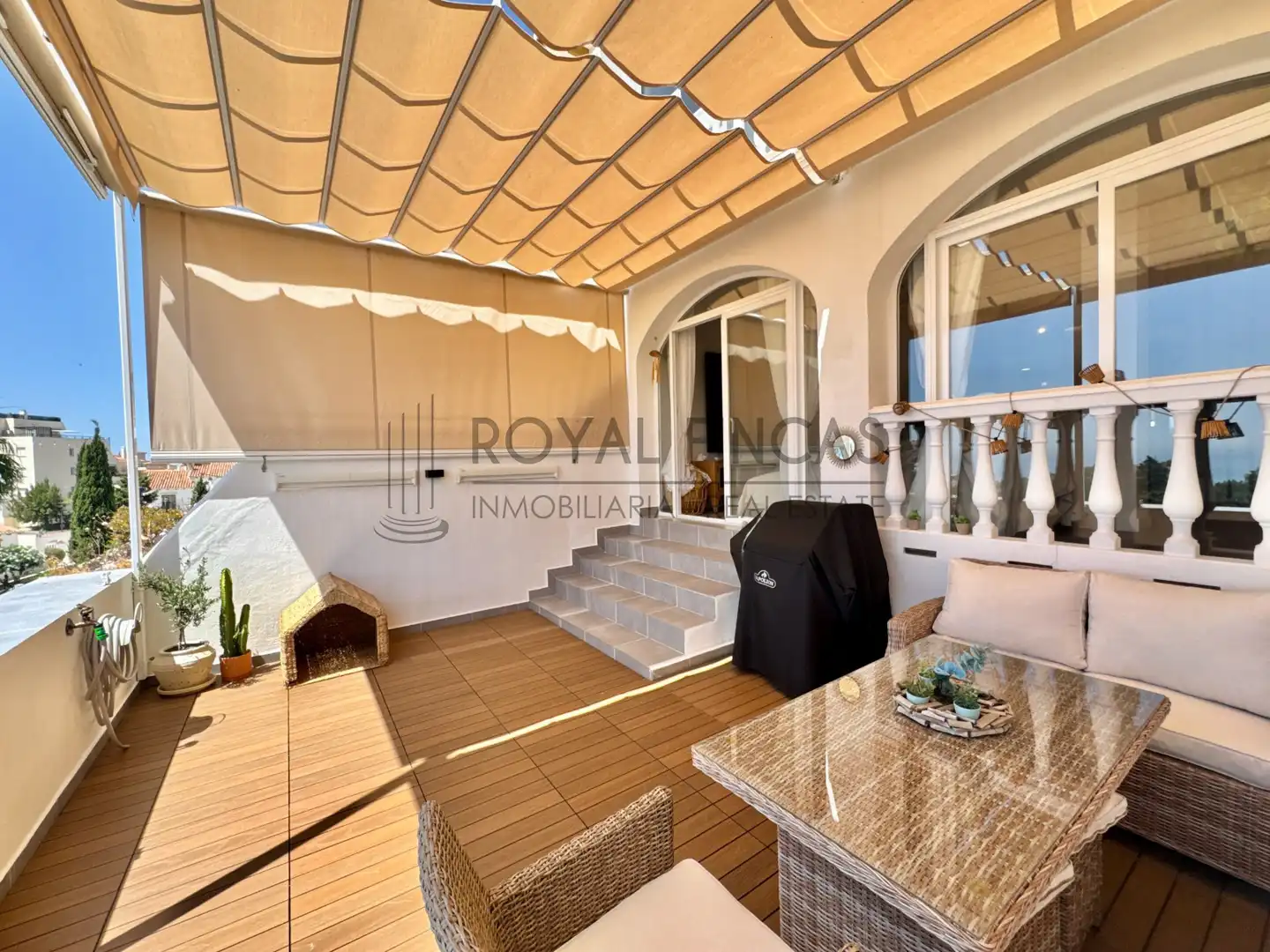 Terrace of Detached homes for sale in Benalmádena  with Air Conditioner, Terrace and Furnished