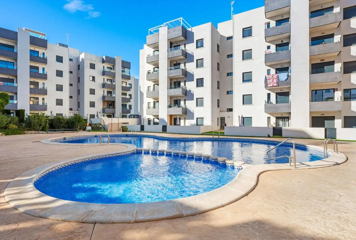Apartamento con terraza en venta en Calle Calle Invernaderos, imagen 2