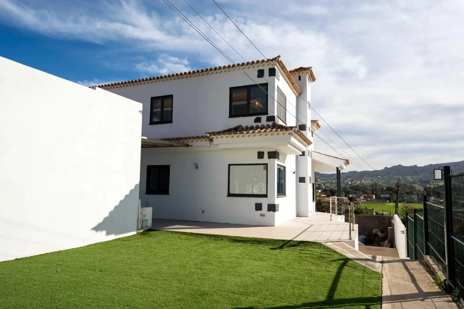 Vista exterior de Casa o chalet en venta en San Cristóbal de la Laguna con Jardín privado, Parquet y Terraza