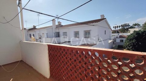 Foto 2 de Casa adosada en venta en Los Barrios, Cádiz