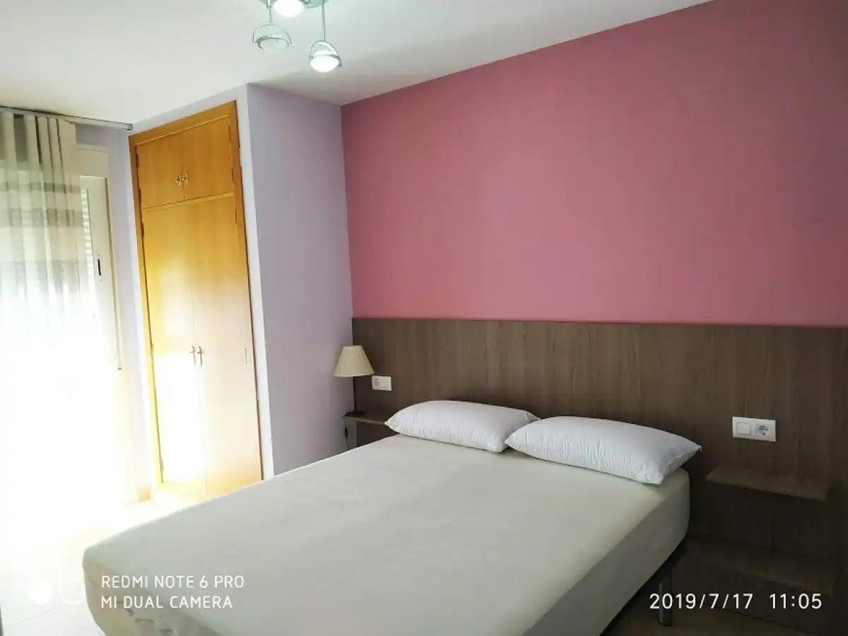 Bedroom of Flat for rent in Plasencia  with Air Conditioner and Heating