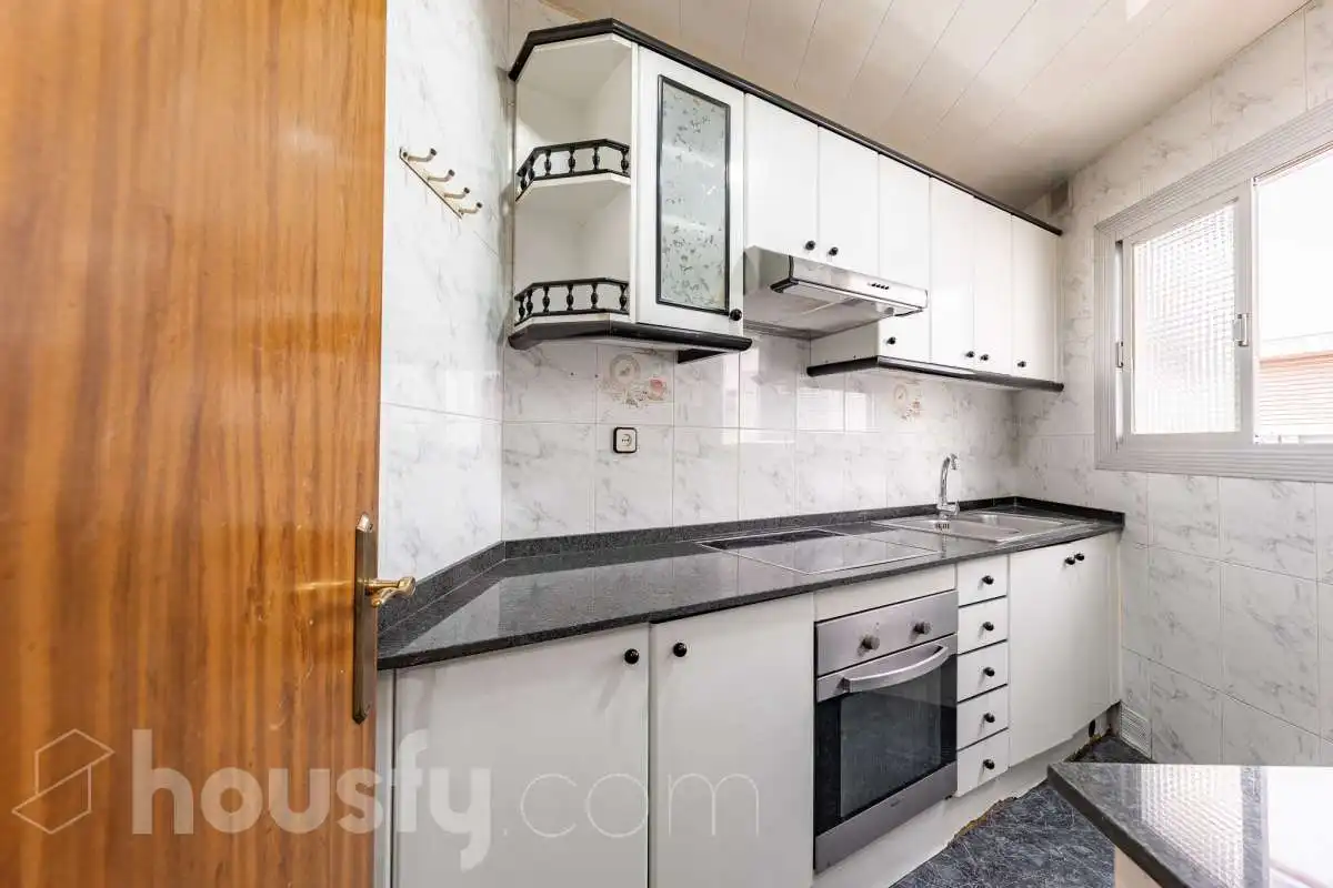 Kitchen of Flat for sale in Cornellà de Llobregat  with Air Conditioner